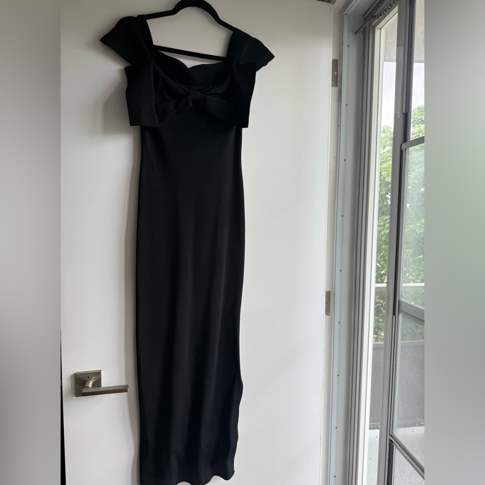 MARBLE Black Off-Shoulder knit bodycon Dress with bow